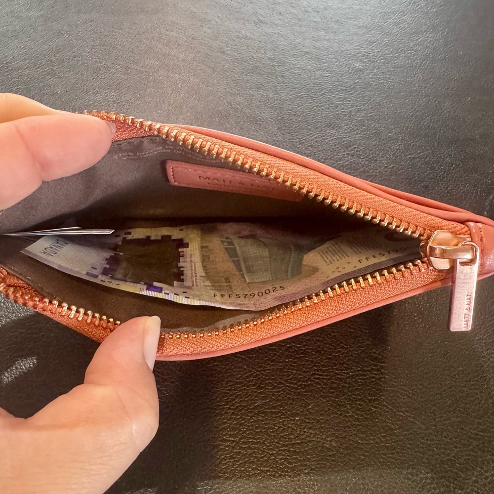 Matt & Nat ‘Nolly’ Slim Wallet - Picture 6 of 7